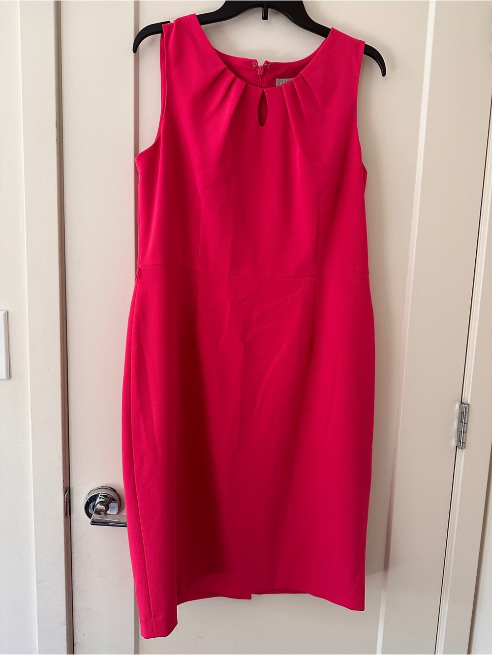 Kasper Sleeveless Fuchsia Midi Sheath Dress